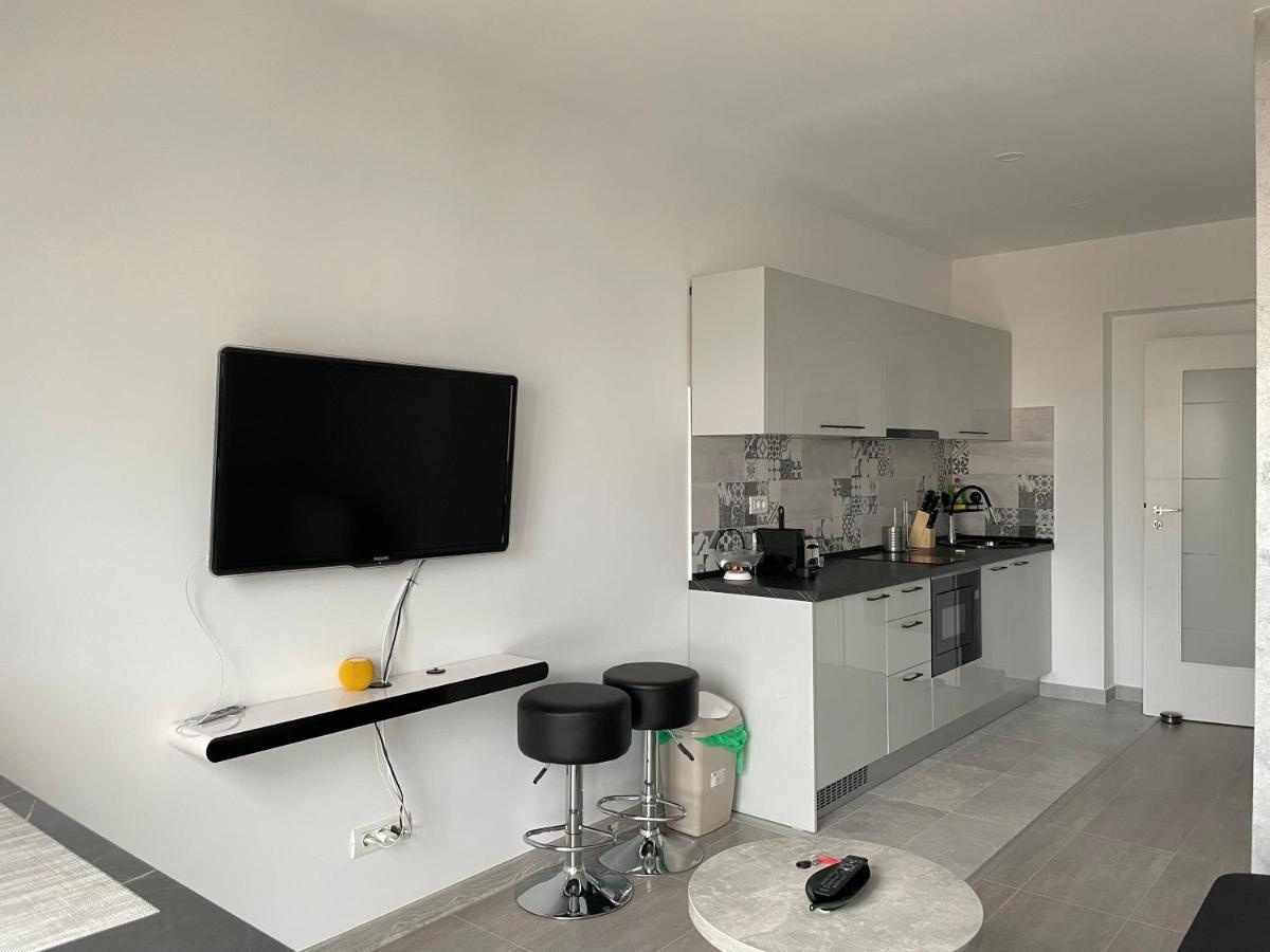 Beautiful Penthouse Lakeview W18 بوخارست المظهر الخارجي الصورة