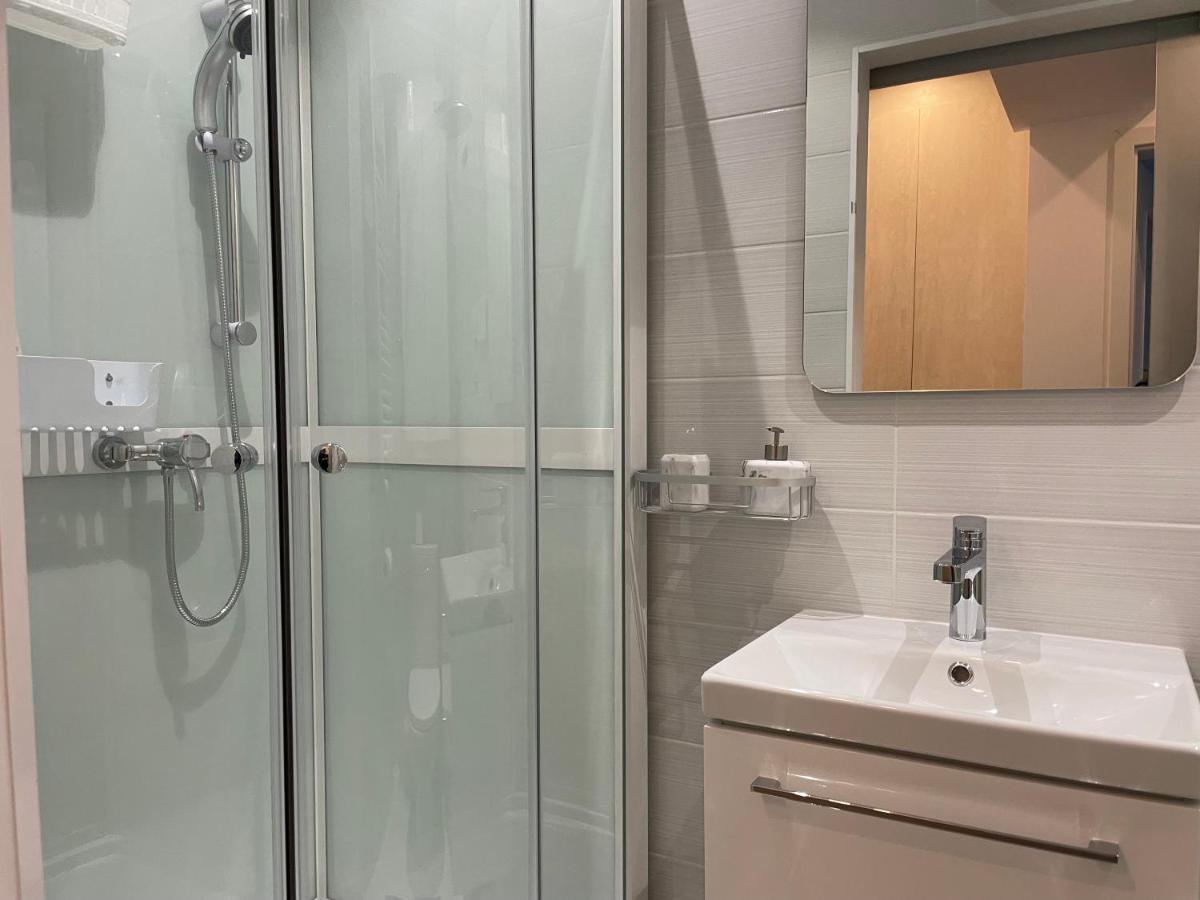 Beautiful Penthouse Lakeview W18 بوخارست المظهر الخارجي الصورة