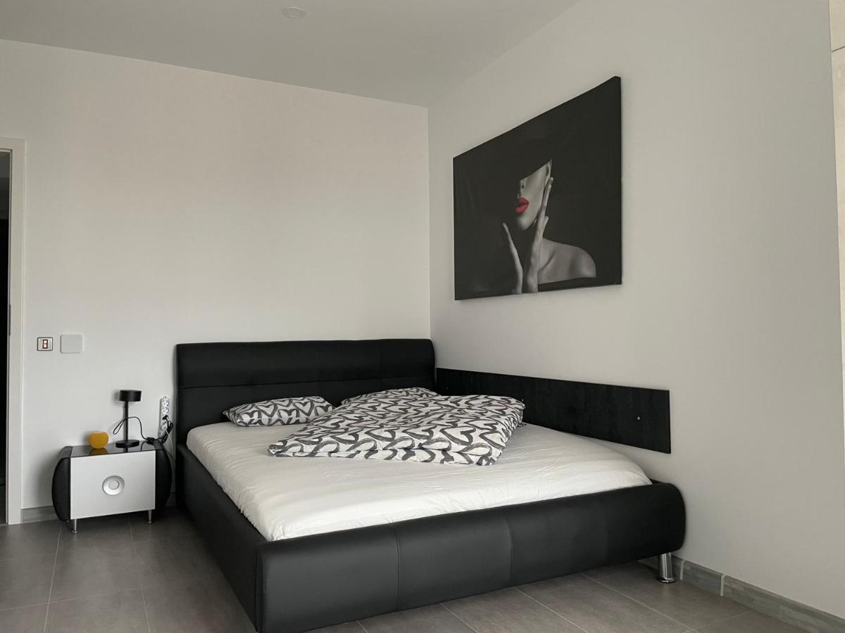 Beautiful Penthouse Lakeview W18 بوخارست المظهر الخارجي الصورة